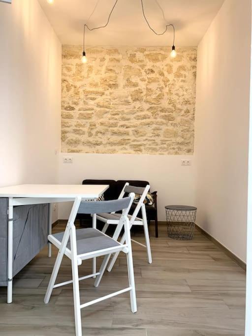 Appartement Secteur Gare Et Place De La Comedie, Wifi & Climatisation Montpellier Dış mekan fotoğraf