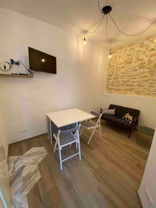 Appartement Secteur Gare Et Place De La Comedie, Wifi & Climatisation Montpellier Dış mekan fotoğraf